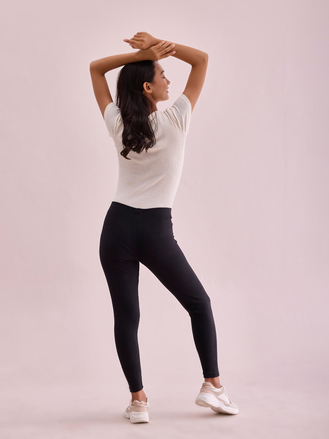 Women Solid Black Mid Rise Warm Suede Legging