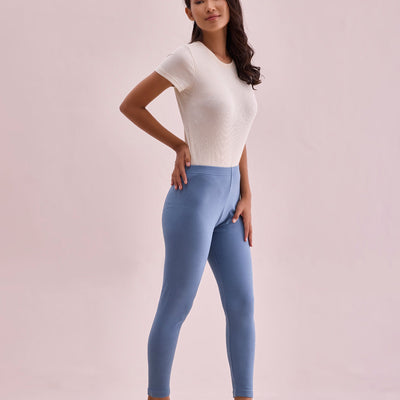 Women Solid Blue Mid Rise Warm Suede Legging