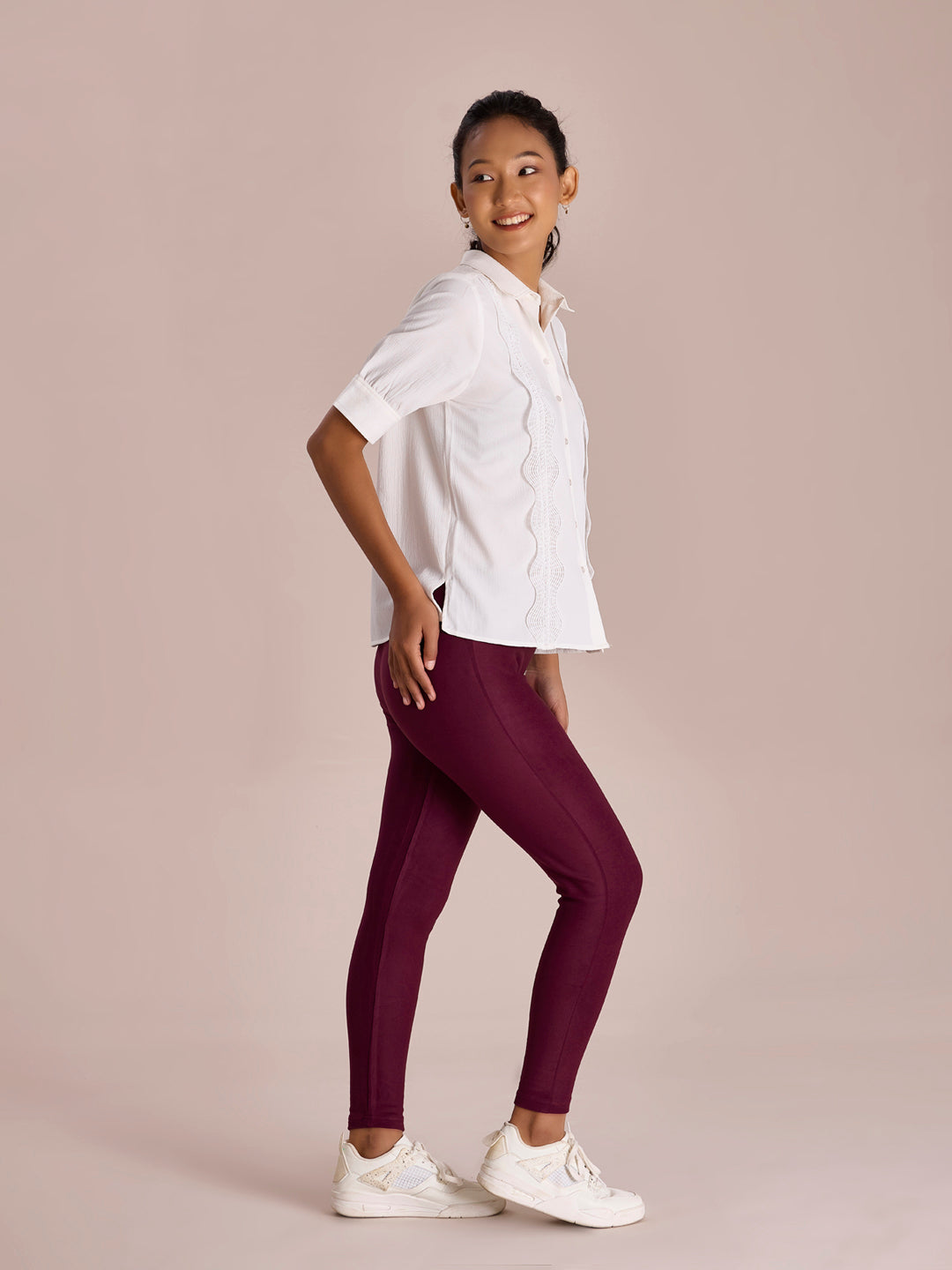 Women Solid Maroon Mid Rise Warm Suede Legging