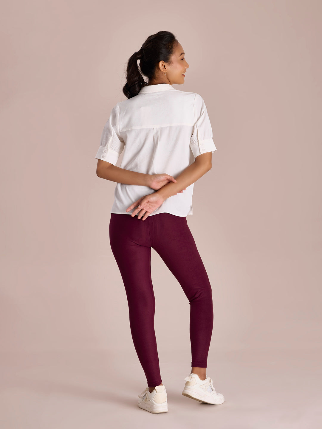 Women Solid Maroon Mid Rise Warm Suede Legging