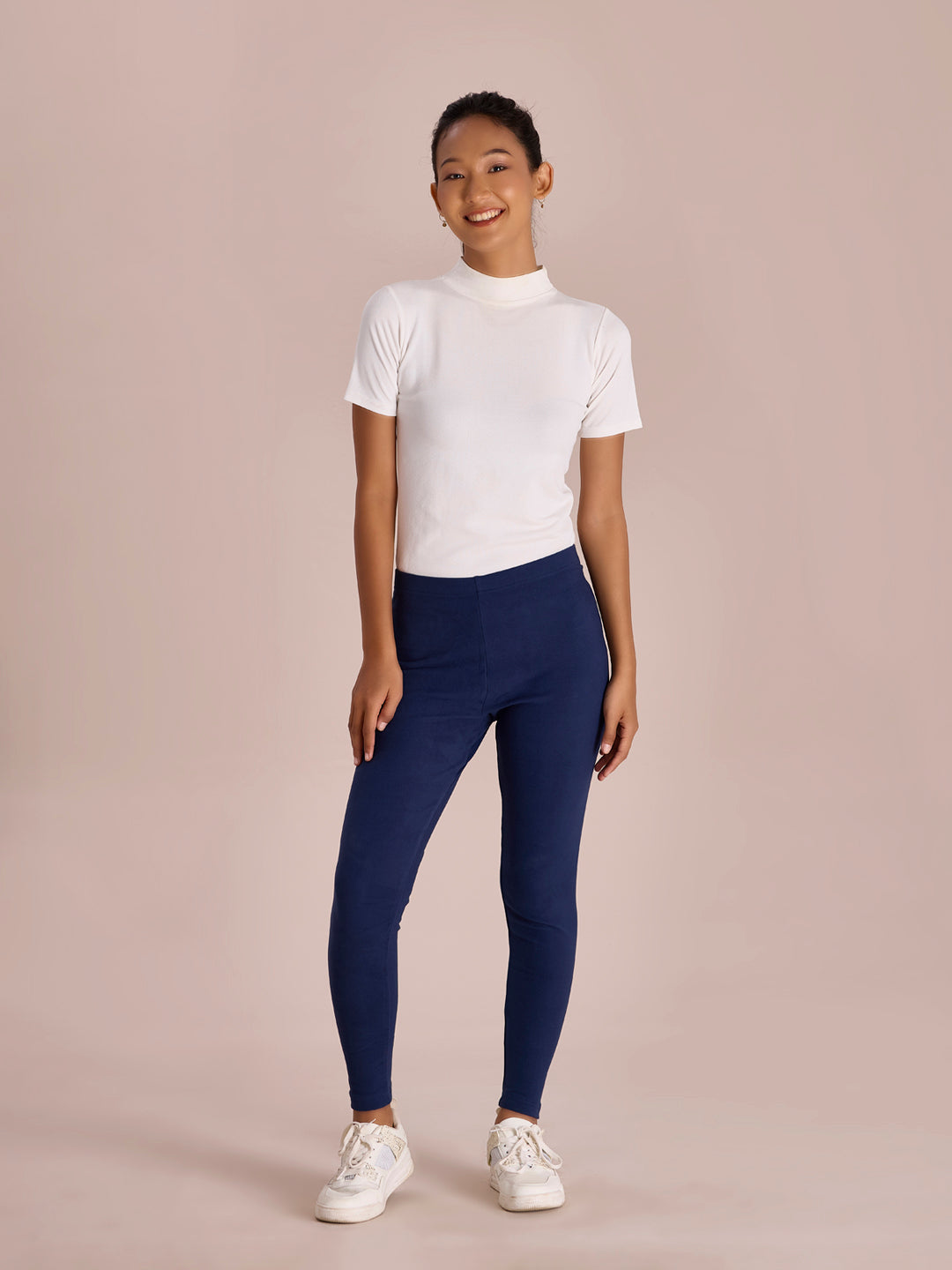 Women Solid Navy Mid Rise Warm Suede Legging