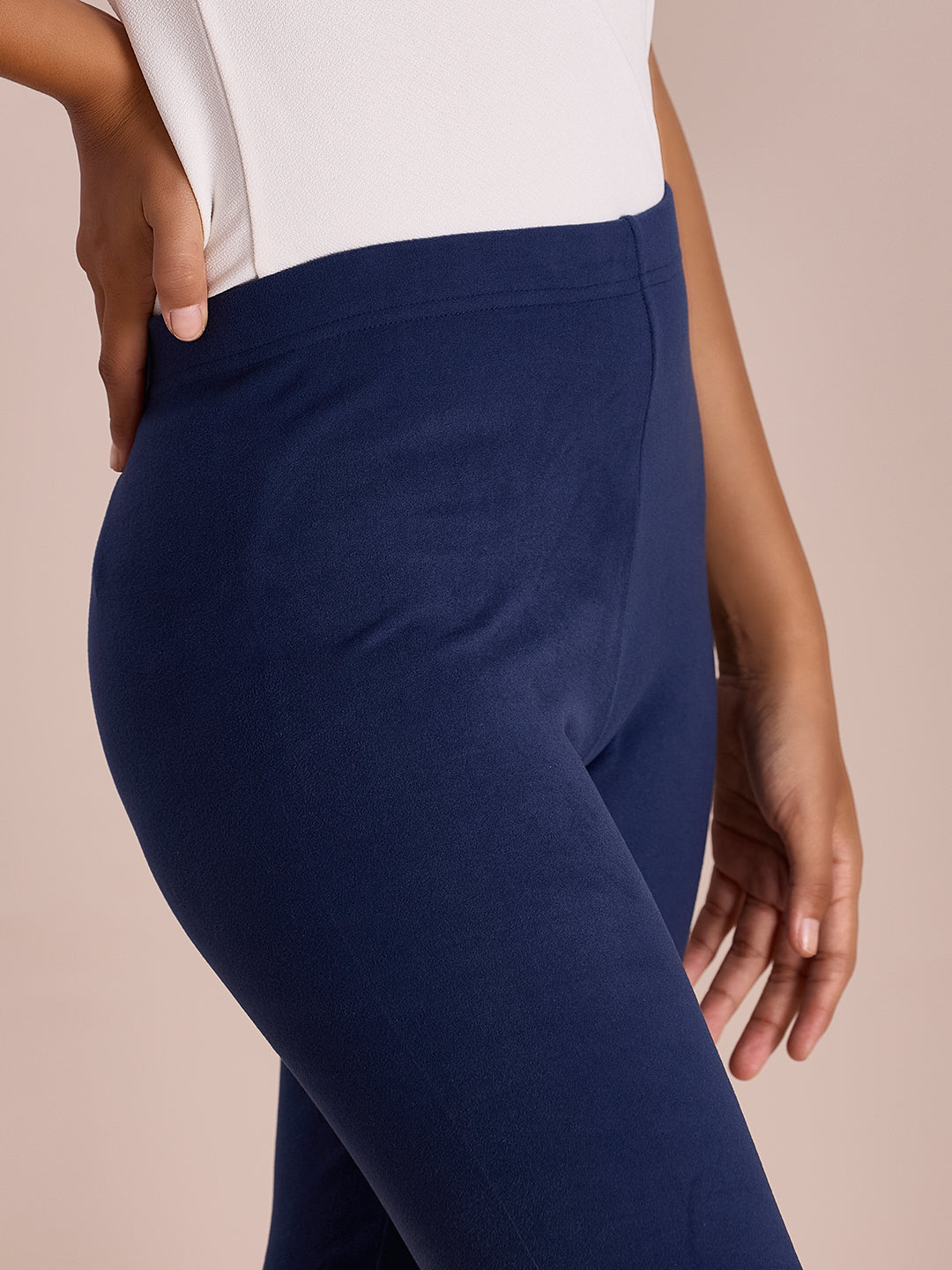 Women Solid Navy Mid Rise Warm Suede Legging