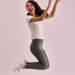 Women Solid Olive Green Mid Rise Warm Suede Legging