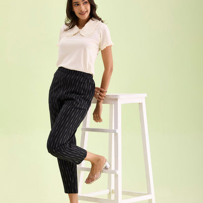 Women Solid Black Mid Rise Linen Ikat Pencil Pants