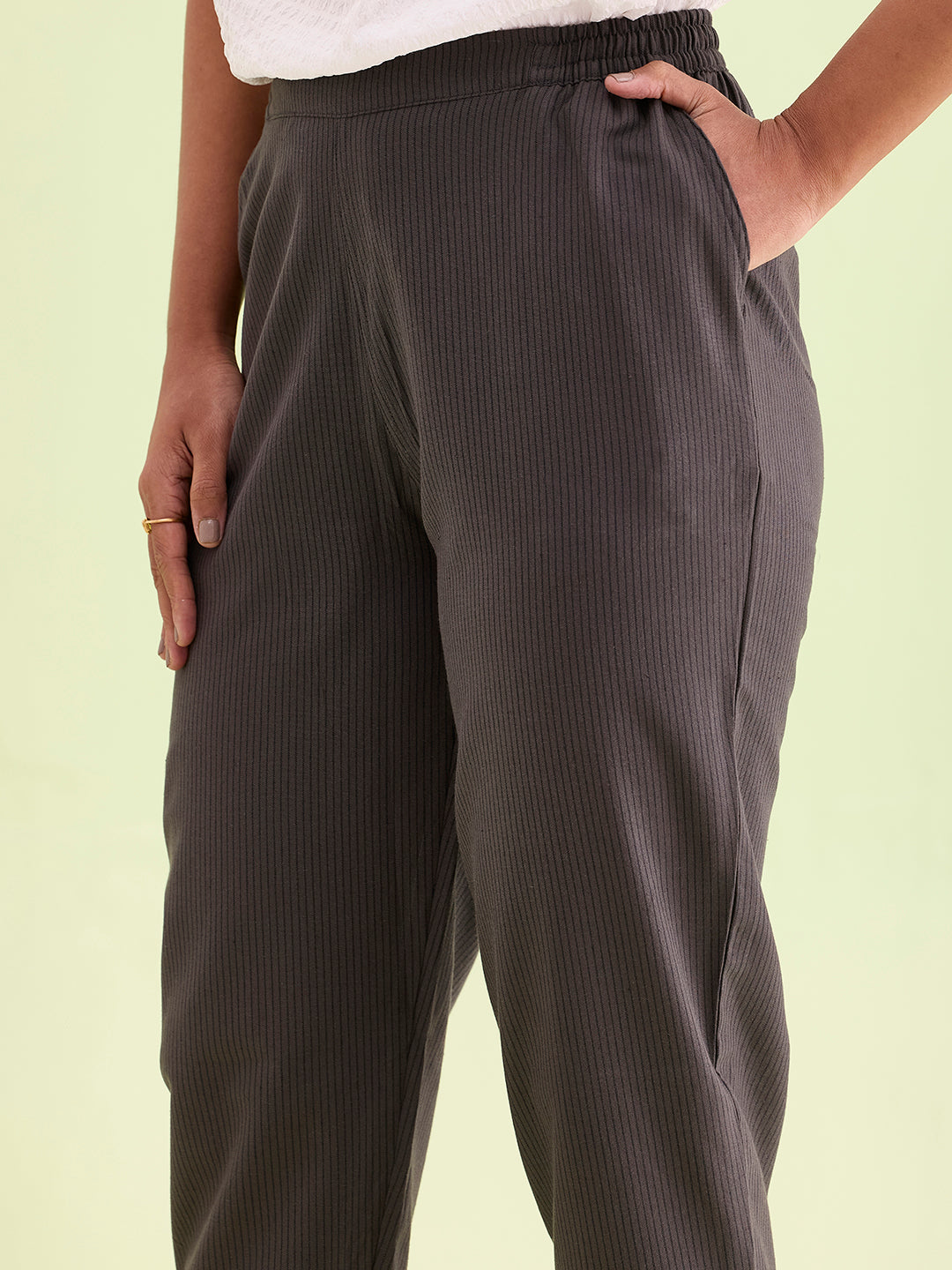 Women Stripe Grey Printed Pencil Pant