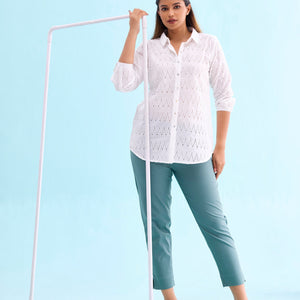 Women Solid Leaf Green Cotton Pencil Pant