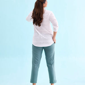 Women Solid Leaf Green Cotton Pencil Pant