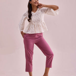 Women Solid Light Wine Mid Rise Cropped Pencil Pant