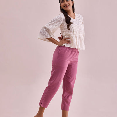 Women Solid Light Wine Mid Rise Cropped Pencil Pant
