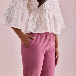 Women Solid Light Wine Mid Rise Cropped Pencil Pant