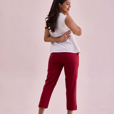 Women Solid Maroon Mid Rise Cropped Pencil Pant
