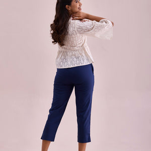 Women Solid Navy Mid Rise Cropped Pencil Pant
