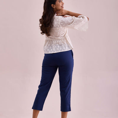 Women Solid Navy Mid Rise Cropped Pencil Pant