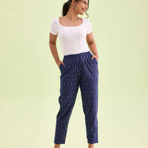 Women Ikat Navy Printed Pencil Pants