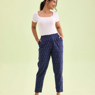 Women Ikat Navy Printed Pencil Pants