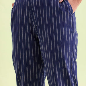 Women Ikat Navy Printed Pencil Pants