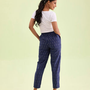 Women Ikat Navy Printed Pencil Pants