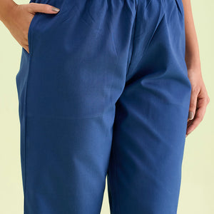 Women Solid Royal Cotton Pencil Pant
