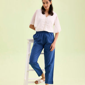 Women Solid Royal Cotton Pencil Pant