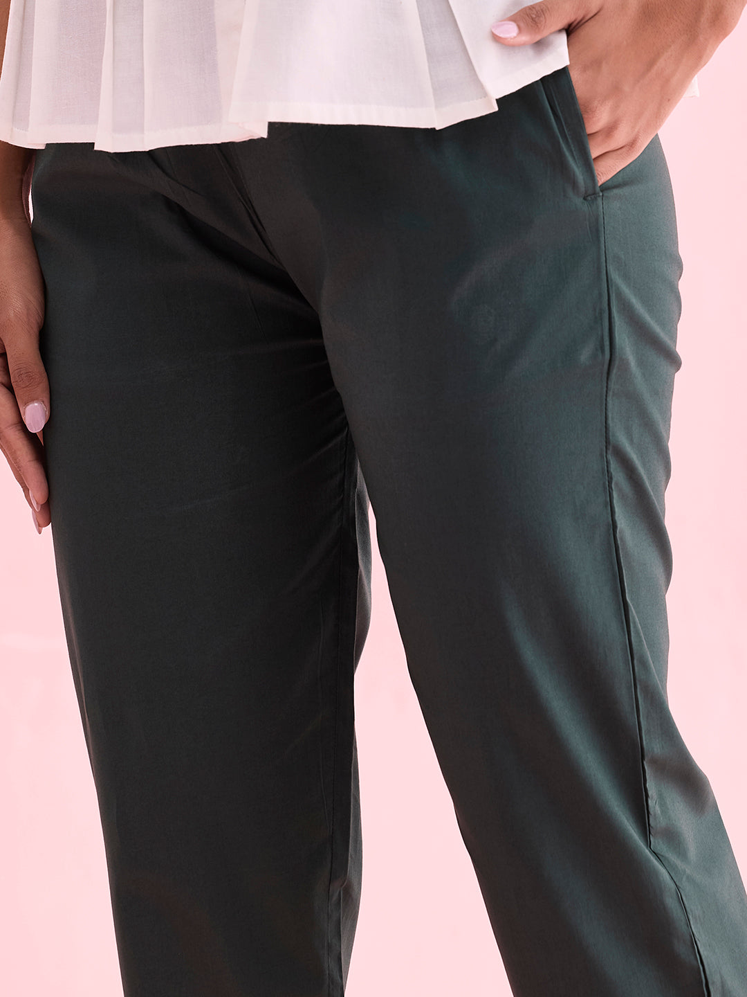 Women Solid Dark Green Comfort Fit Cotton Pants