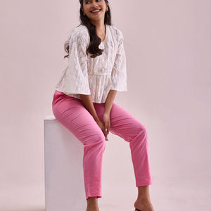Women Solid Young Pink Mid Rise Cotton Pants