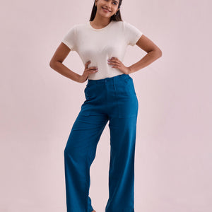 Women Solid Turquoise Blue Linen Cargo Pant