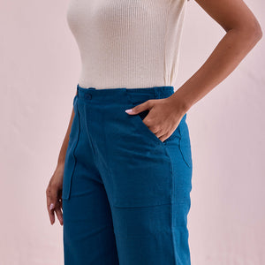 Women Solid Turquoise Blue Linen Cargo Pant