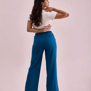 Women Solid Turquoise Blue Linen Cargo Pant