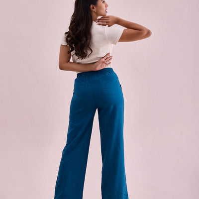 Women Solid Turquoise Blue Linen Cargo Pant