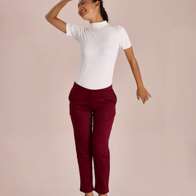 Women Solid Maroon Mid Rise Ultra Warm Kurti Pant