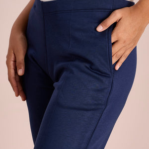 Women Solid Navy Mid Rise Ultra Warm Kurti Pant