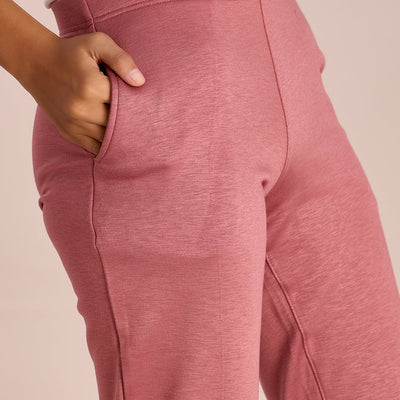 Women Solid Rusty Pink Mid Rise Ultra Warm Kurti Pant