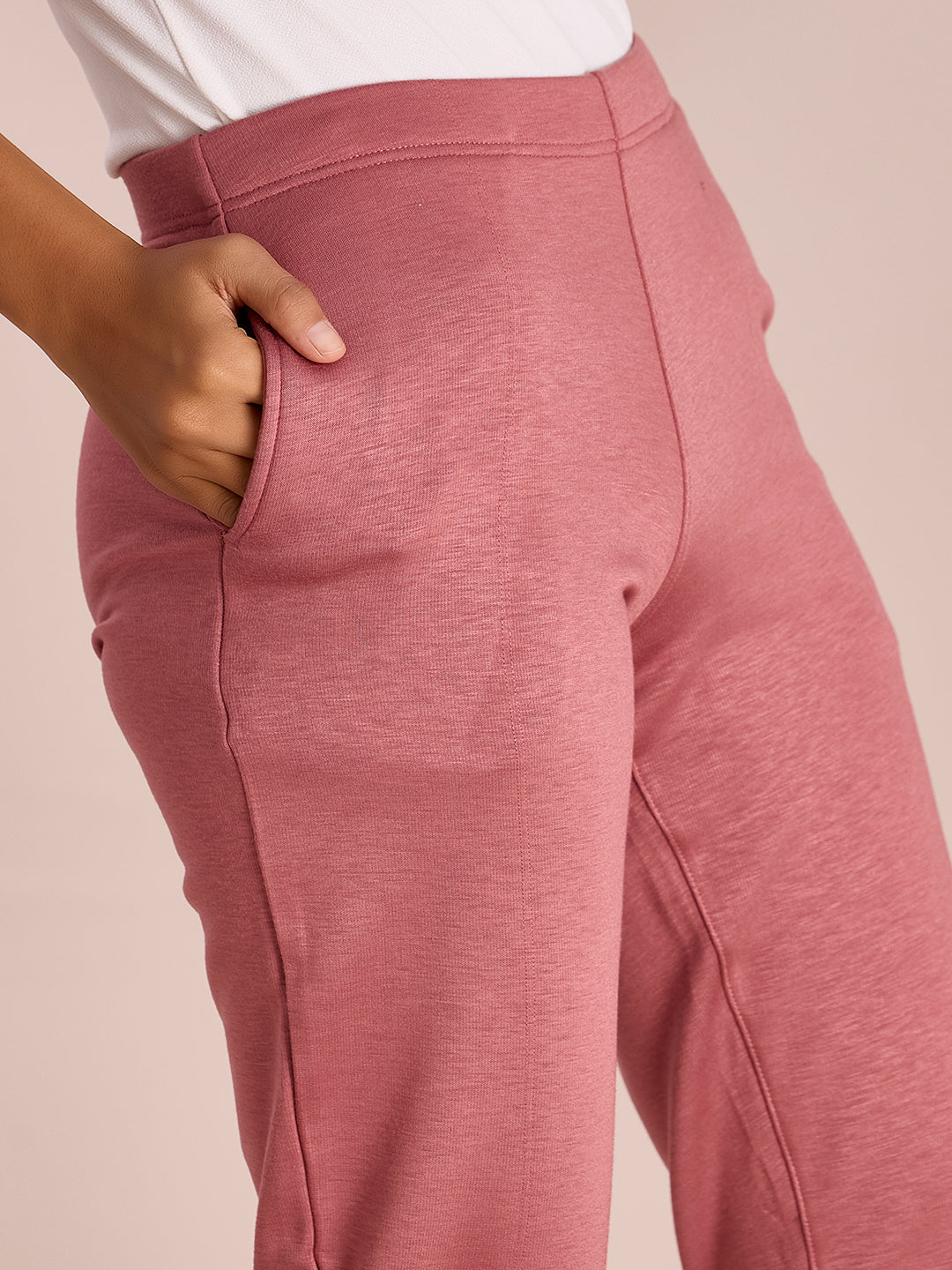Women Solid Rusty Pink Mid Rise Ultra Warm Kurti Pant