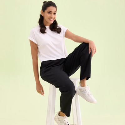 Women Solid Black Mid Rise Warm Casual Pants