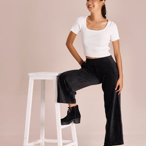 Women Solid Black Mid Rise Corduory Wide Pants