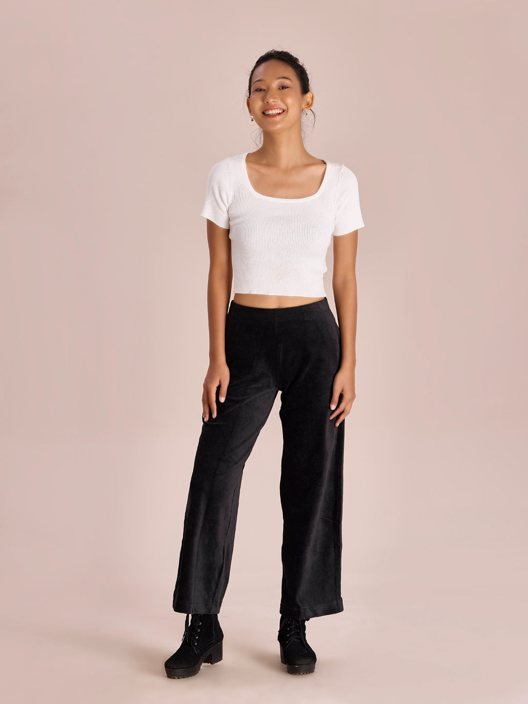 Women Solid Black Mid Rise Corduory Wide Pants