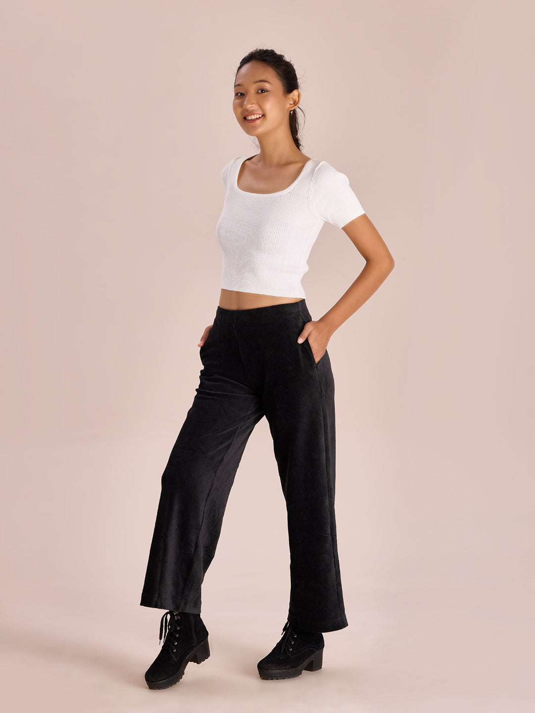 Women Solid Black Mid Rise Corduory Wide Pants