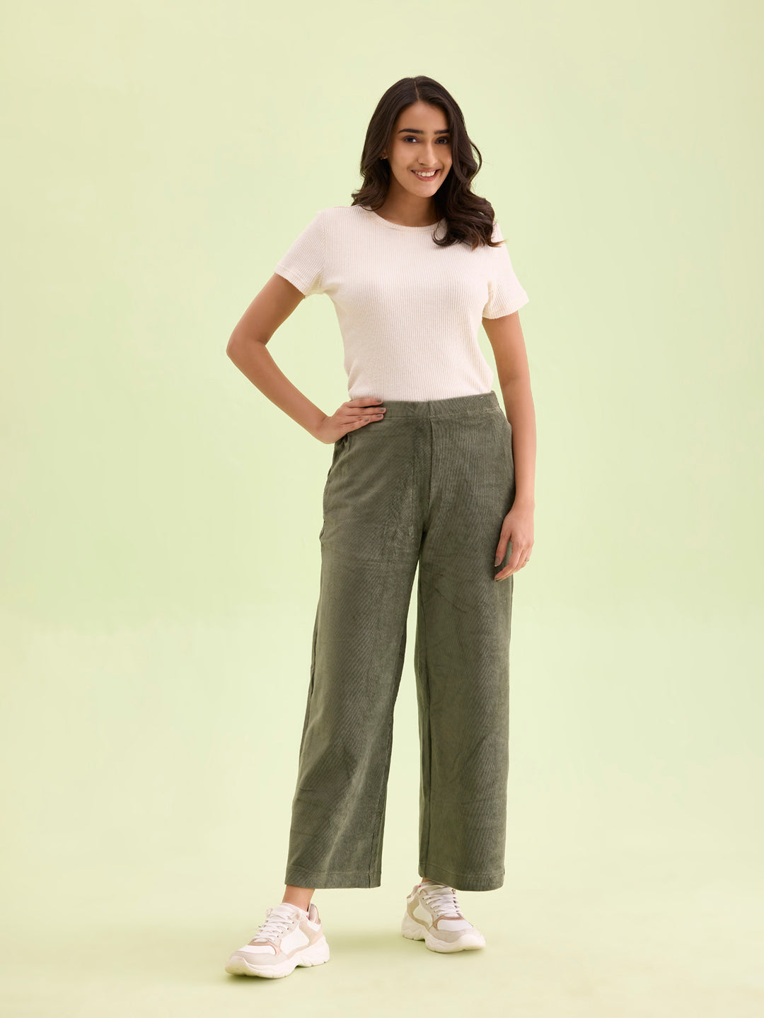 Women Solid Olive Green Mid Rise Corduory Wide Pants