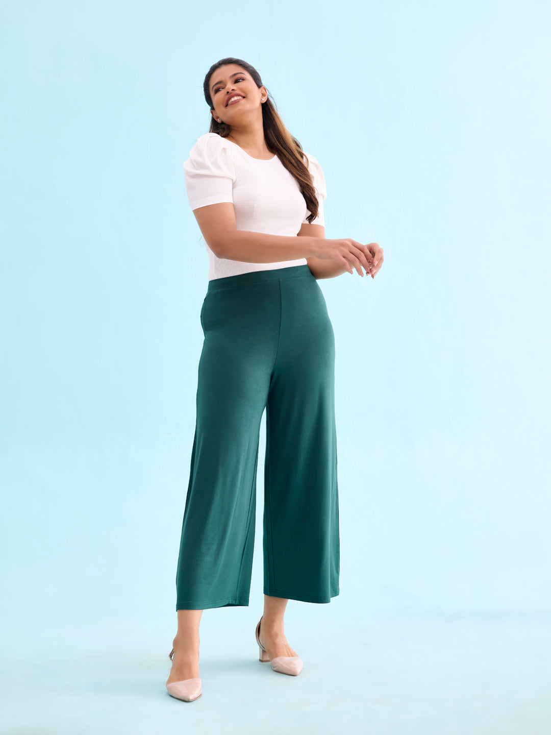 Women Solid Dark Green Knit Viscose Mid Rise Palazzos