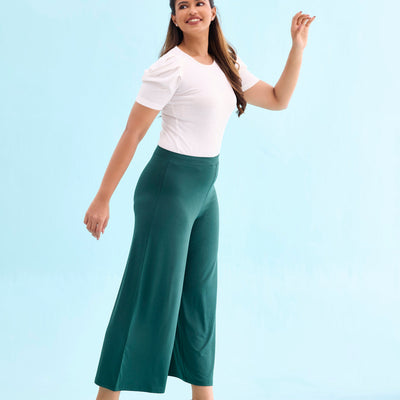 Women Solid Dark Green Knit Viscose Mid Rise Palazzos