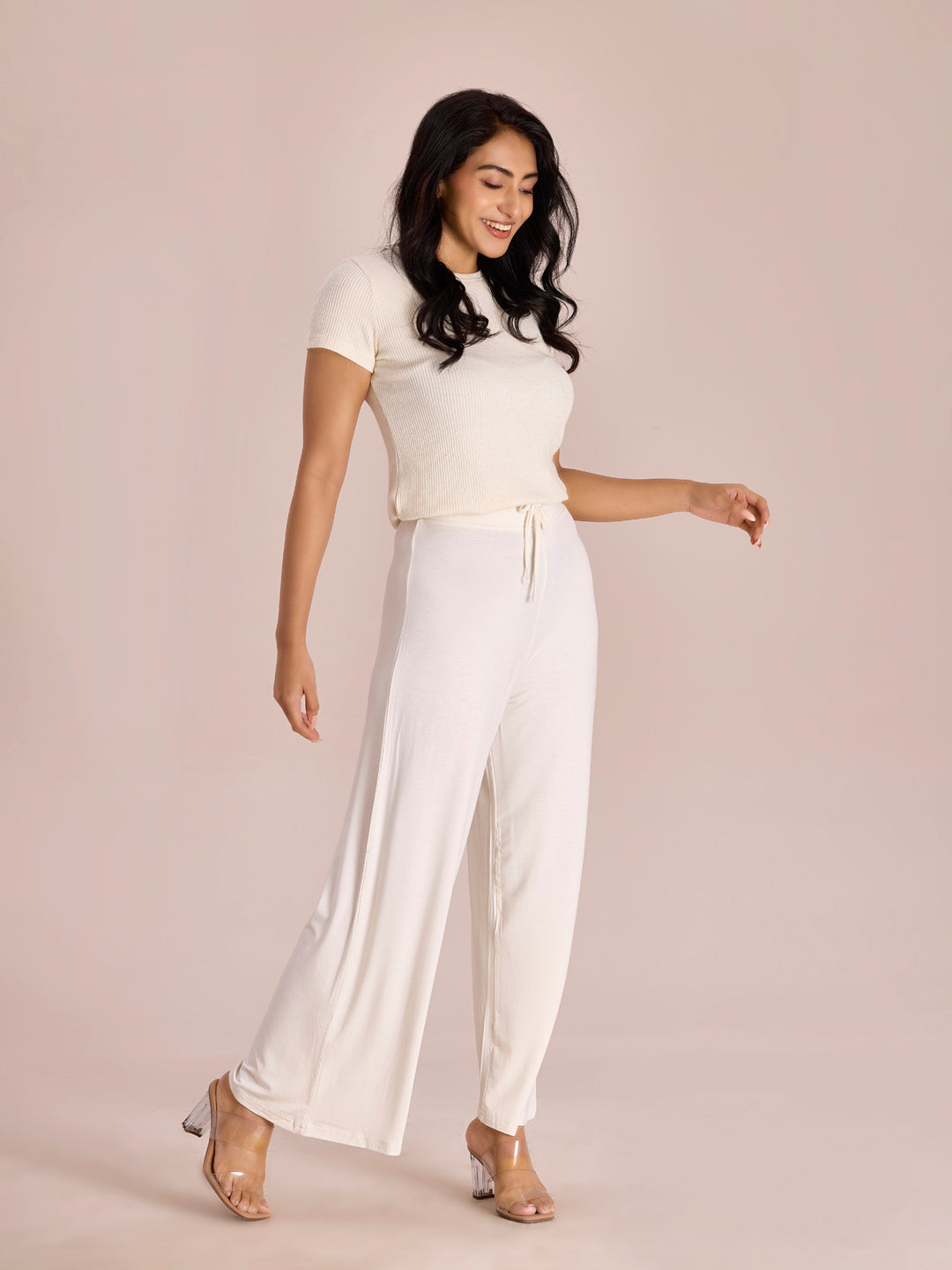 Women Solid Ecru Viscose Mid Rise Knit Palazzos