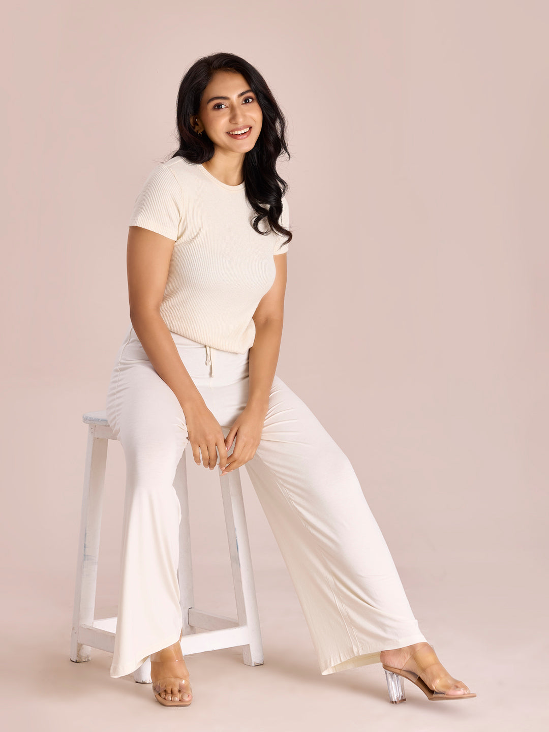 Women Solid Ecru Viscose Mid Rise Knit Palazzos