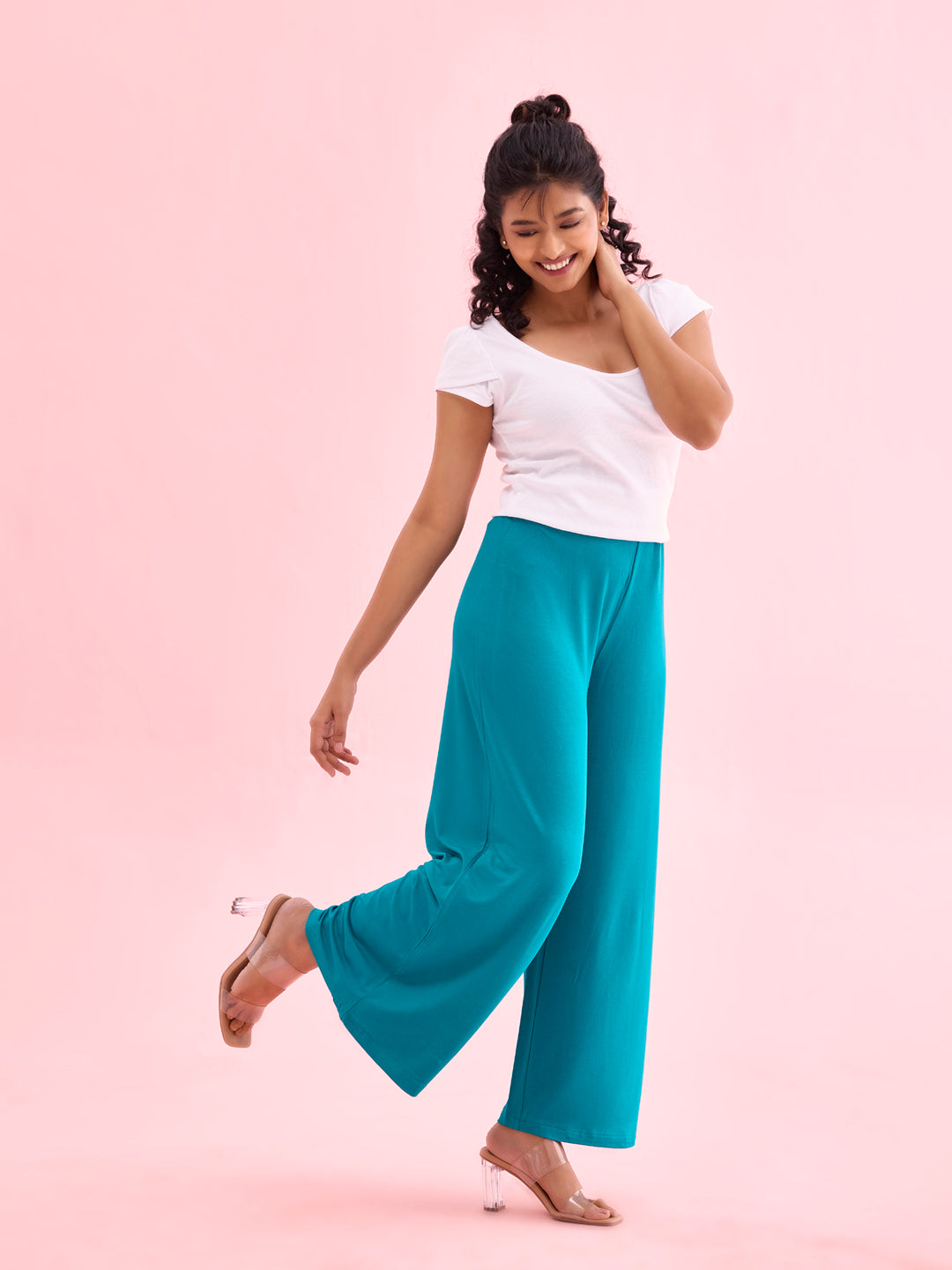 Women Solid Jade Green Viscose Mid Rise Knit Palazzos