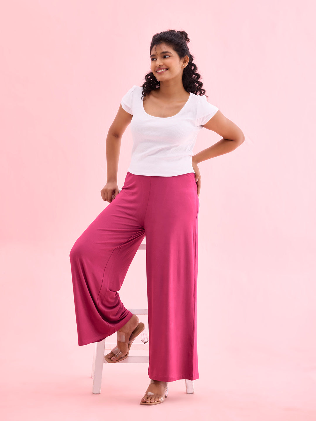 Women Solid Medium Voilet Knit Viscose Mid Rise Palazzos