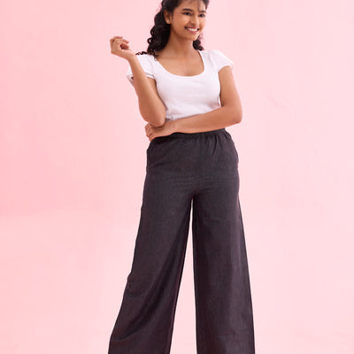 Women Solid Black Denims Wide Leg Pants