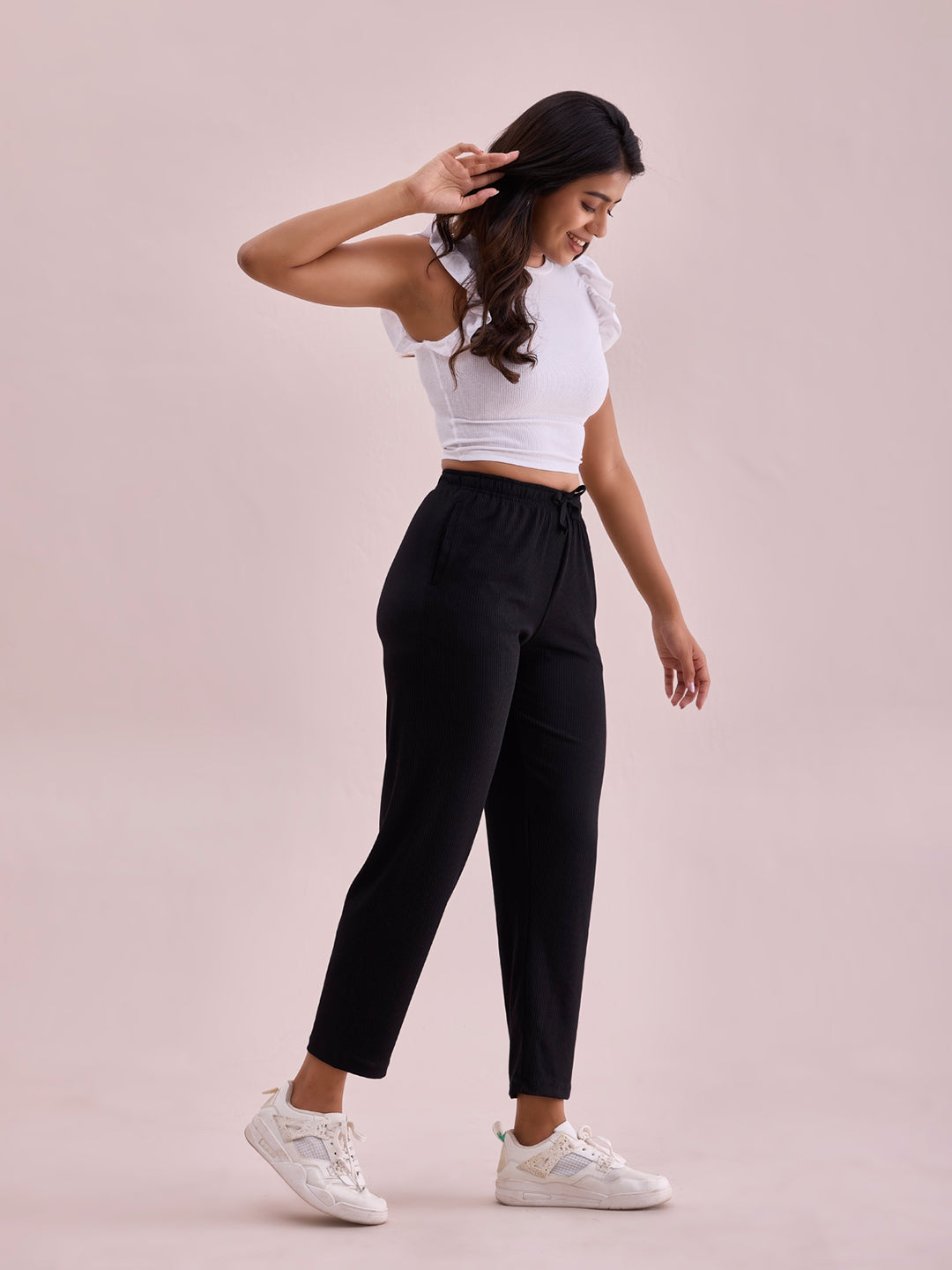 Women Solid Black Mid Rise Casual Rib Pants