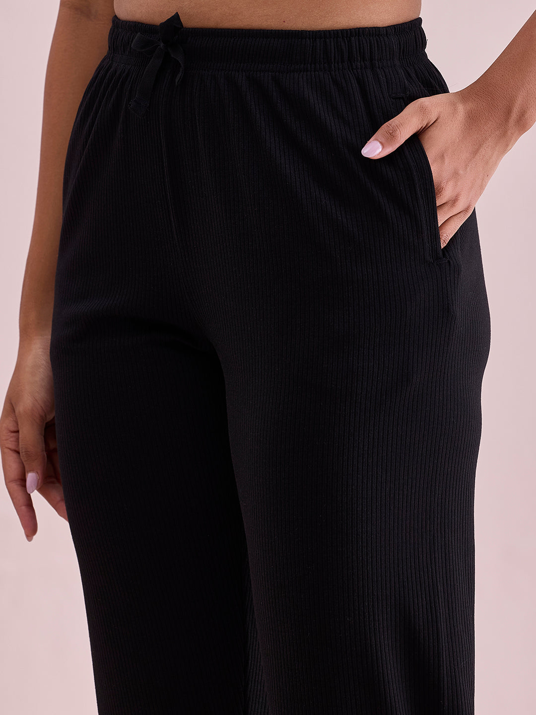 Women Solid Black Mid Rise Casual Rib Pants