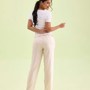 Women Solid Ecru Mid Rise Casual Pants