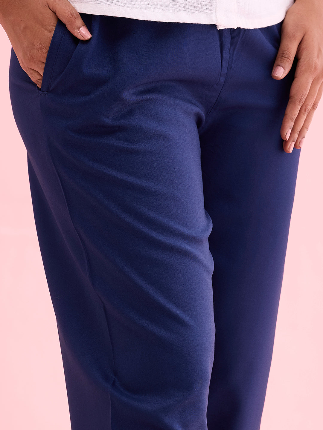 Women Solid Navy Mid Rise Casual Pants