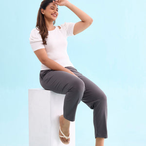 Women Solid Silver Grey Mid Rise Casual Rib Pants